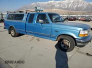 ✅ 1993 Ford F-150 • VIN: 1FTEX15N6PKB47692 • Lot: 43487355. Wystawiony na Copart z przebiegiem 129 417 mil. Bezpłatny archiwum sprzedaży aukcyjnych z USA i szczegółowy raport historii pojazdu na DreamBid. Zdjęcie 4.