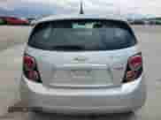 2013 Chevrolet Sonic LT с VIN 1G1JD6SB3D4178454, выставлен на аукционе Copart как лот 55674475 с пробегом 203 723 миль миль и Списание • Salvage title. История ставок и продаж доступна на DreamBid. Изображение 6.