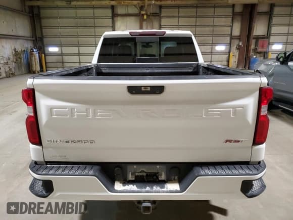 ✅ 2019 Chevrolet Silverado 1500 RST • VIN: 1GCRYEED9KZ268892 • Lot: 78234324. Wystawiony na Copart z przebiegiem 96 958 mil. Bezpłatny archiwum sprzedaży aukcyjnych z USA i szczegółowy raport historii pojazdu na DreamBid. Zdjęcie 6.