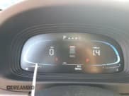 ✅ 2023 Hyundai Venue Limited • VIN: KMHRC8A38PU270730 • Lot: 83842955. Wystawiony na Copart z przebiegiem 8 864 mil. Bezpłatny archiwum sprzedaży aukcyjnych z USA i szczegółowy raport historii pojazdu na DreamBid. Zdjęcie 9.