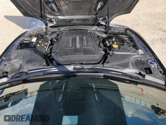 ✅ 2010 Jaguar XK XKR • VIN: SAJWA4DC1AMB38762 • Лот: 73865884. Опубликован ранее на Copart с пробегом 98 030 миль. Бесплатный доступ к архиву аукционных продаж из США и подробный отчёт об истории автомобиля на DreamBid. Изображение 12.