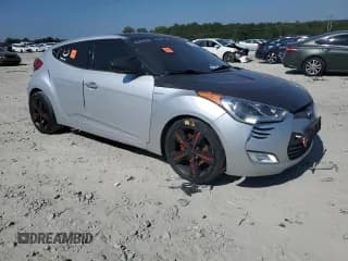 ✅ 2012 Hyundai Veloster w/Gray Int • VIN: KMHTC6AD0CU035283 • Lot: 74101084. Wystawiony na Copart z przebiegiem 154 929 mil. Bezpłatny archiwum sprzedaży aukcyjnych z USA i szczegółowy raport historii pojazdu na DreamBid. Zdjęcie 4.