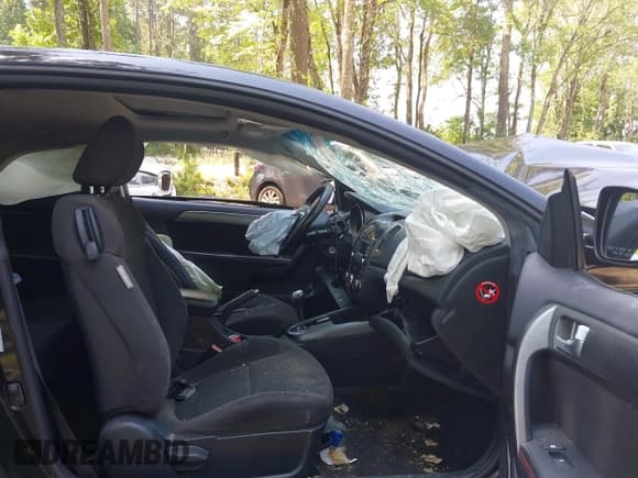 ✅ 2010 Kia Forte SX • VIN: KNAFW6A3XA5202379 • Lot: 42551260. Listed on IAAI with 124,723 mi. Free auction sales archive from the USA and detailed vehicle history report at DreamBid. Image 5.