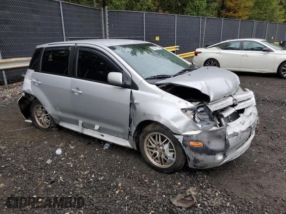 ✅ 2004 Scion xA • VIN: JTKKT604340074257 • Лот: 82061185. Опубликован ранее на Copart с пробегом 287 143 миль. Бесплатный доступ к архиву аукционных продаж из США и подробный отчёт об истории автомобиля на DreamBid. Изображение 4.