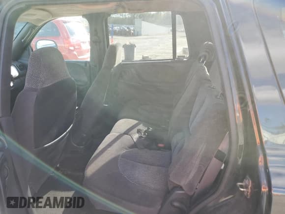 ✅ 1999 Dodge Durango • VIN: 1B4HS28Z9XF503929 • Lot: 90228975. Wystawiony na Copart z przebiegiem 139 673 mil. Bezpłatny archiwum sprzedaży aukcyjnych z USA i szczegółowy raport historii pojazdu na DreamBid. Zdjęcie 11.