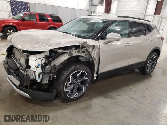 ✅ 2021 Chevrolet Blazer LT • VIN: 3GNKBJRS8MS566409 • Лот: 82422465. Опубликован ранее на Copart с пробегом 40 079 миль. Бесплатный доступ к архиву аукционных продаж из США и подробный отчёт об истории автомобиля на DreamBid. Изображение 1.