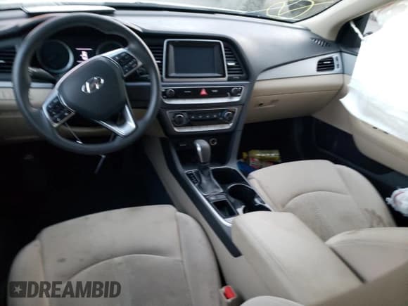 ✅ 2018 Hyundai Sonata SE • VIN: 5NPE24AFXJH647228 • Лот: 70587472. Опубликован ранее на Copart с пробегом 41 416 миль. Бесплатный доступ к архиву аукционных продаж из США и подробный отчёт об истории автомобиля на DreamBid. Изображение 8.