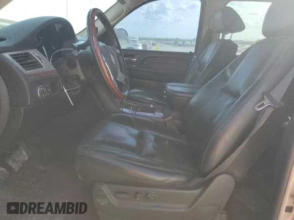 ✅ 2007 Cadillac Escalade EXT • VIN: 3GYFK62857G212189 • Lot: 89546585. Listed on Copart with 153,357 mi. Free auction sales archive from the USA and detailed vehicle history report at DreamBid. Image 7.