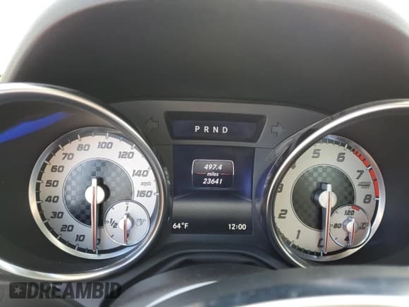 ✅ 2015 Mercedes-Benz SLK 250 • VIN: WDDPK4HA4FF104659 • Lot: 45930934. Listed on Copart with 23,641 mi. Free auction sales archive from the USA and detailed vehicle history report at DreamBid. Image 9.