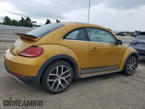 ✅ 2017 Volkswagen Beetle 1.8T Dune • VIN: 3VWS17AT6HM617013 • Lot: 59960315. Listed on Copart with 52,991 mi. Free auction sales archive from the USA and detailed vehicle history report at DreamBid. Image 3.