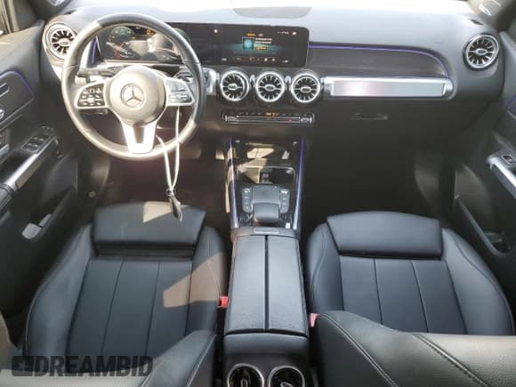 ✅ 2021 Mercedes-Benz GLB 250 • VIN: W1N4M4HB8MW110079 • Лот: 80870515. Опубликован ранее на Copart с пробегом 50 280 миль. Бесплатный доступ к архиву аукционных продаж из США и подробный отчёт об истории автомобиля на DreamBid. Изображение 8.