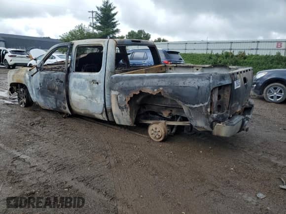 2007 Chevrolet Silverado 1500 1LT with VIN 2GCEK13M771506184, listed as a Copart auction lot 70695355 with Not provided miles and Non repairable. Bid and sale history available at DreamBid. Image 2.