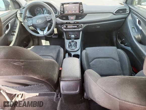 ✅ 2018 Hyundai Elantra • VIN: KMHH35LE6JU068999 • Lot: 84794135. Listed on Copart with 61,270 mi. Free auction sales archive from the USA and detailed vehicle history report at DreamBid. Image 8.