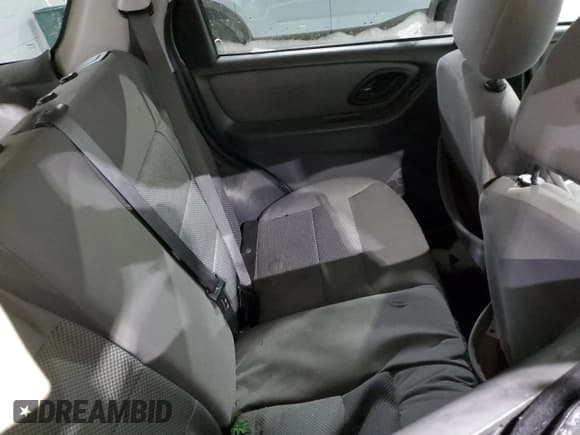 ✅ 2005 Ford Escape Hybrid • VIN: 1FMCU96H55KB87200 • Lot: 44643455. Listed on Copart with Not provided. Free auction sales archive from the USA and detailed vehicle history report at DreamBid. Image 11.