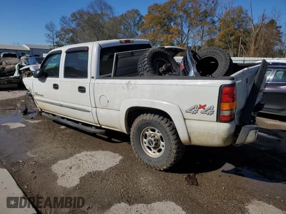 ✅ 2004 GMC Sierra 2500HD SLT • VIN: 1GTHK23294F204210 • Lot: 89011745. Wystawiony na Copart z przebiegiem Nie podano. Bezpłatny archiwum sprzedaży aukcyjnych z USA i szczegółowy raport historii pojazdu na DreamBid. Zdjęcie 2.