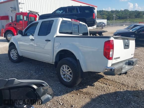 ✅ 2018 Nissan Frontier SV • VIN: 1N6AD0EV2JN740115 • Lot: 43360446. Wystawiony na IAAI z przebiegiem 77 026 mil. Bezpłatny archiwum sprzedaży aukcyjnych z USA i szczegółowy raport historii pojazdu na DreamBid. Zdjęcie 3.