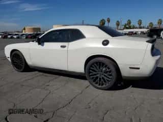2013 Dodge Challenger SXT z VIN 2C3CDYAG5DH649553, wystawiony jako Copart lot #90937935 z przebiegiem 141 237 mil mil oraz Czysty tytuł • Clean title. Historia ofert i sprzedaży dostępna na DreamBid. Obrazek 2.