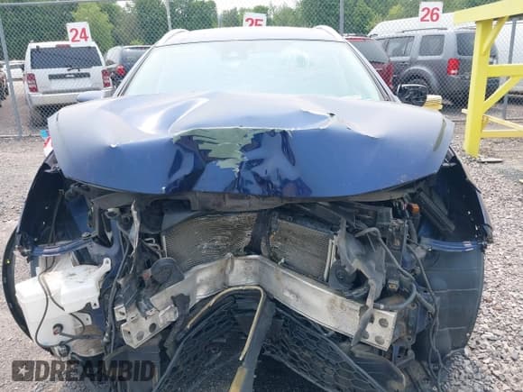 ✅ 2019 Nissan Murano SV • VIN: 5N1AZ2MS0KN104815 • Lot: 42412823. Wystawiony na IAAI z przebiegiem 134 098 mil. Bezpłatny archiwum sprzedaży aukcyjnych z USA i szczegółowy raport historii pojazdu na DreamBid. Zdjęcie 13.