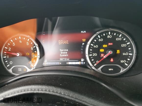 ✅ 2016 Jeep Renegade Limited • VIN: ZACCJBDT0GPD06632 • Lot: 92009415. Wystawiony na Copart z przebiegiem 59 712 mil. Bezpłatny archiwum sprzedaży aukcyjnych z USA i szczegółowy raport historii pojazdu na DreamBid. Zdjęcie 9.