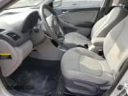 ✅ 2017 Hyundai Accent SE • VIN: KMHCT4AE6HU280030 • Лот: 72148574. Опубликован ранее на Copart с пробегом 160 387 миль. Бесплатный доступ к архиву аукционных продаж из США и подробный отчёт об истории автомобиля на DreamBid. Изображение 7.