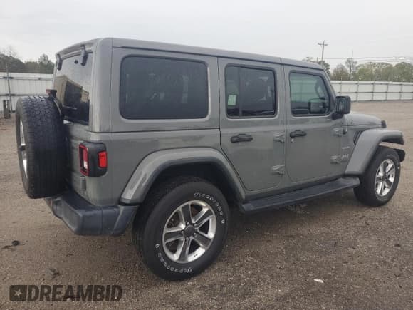 ✅ 2018 Jeep Wrangler Unlimited Sahara • VIN: 1C4HJXENXJW325086 • Lot: 49721525. Wystawiony na Copart z przebiegiem 200 845 mil. Bezpłatny archiwum sprzedaży aukcyjnych z USA i szczegółowy raport historii pojazdu na DreamBid. Zdjęcie 3.