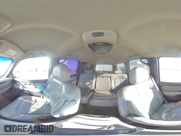 ✅ 2001 Chevrolet Suburban LS • VIN: 3GNFK16T41G239521 • Lot: 52591065. Listed on Copart with 273,591 mi. Free auction sales archive from the USA and detailed vehicle history report at DreamBid. Image 14.