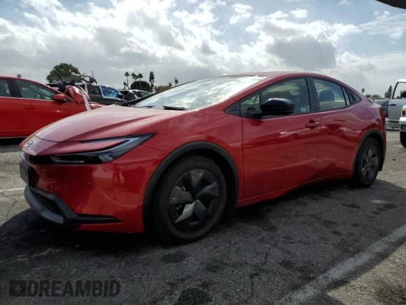 2025 Toyota Prius LE with VIN JTDACAAU9S3049749, listed as a Copart auction lot 86265035 with 2,899 mi miles and Salvage title. Bid and sale history available at DreamBid. Image 1.