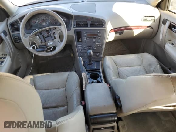 ✅ 2004 Volvo V70 • VIN: YV1SW59V042434622 • Lot: 81445624. Listed on Copart with Not provided. Free auction sales archive from the USA and detailed vehicle history report at DreamBid. Image 8.