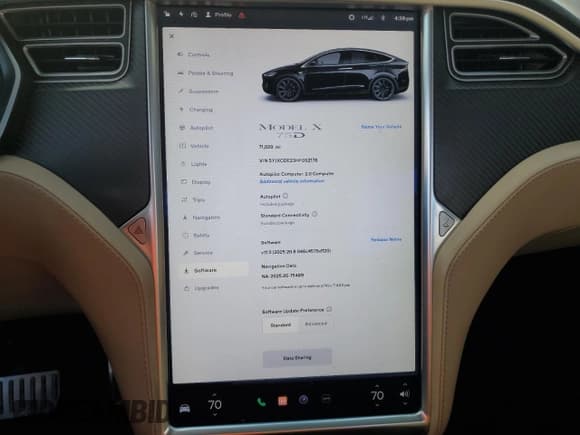 ✅ 2017 Tesla Model X 90D • VIN: 5YJXCDE23HF052176 • Lot: 91972145. Wystawiony na Copart z przebiegiem 71 029 mil. Bezpłatny archiwum sprzedaży aukcyjnych z USA i szczegółowy raport historii pojazdu na DreamBid. Zdjęcie 9.