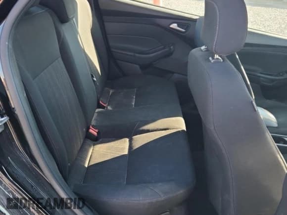 ✅ 2018 Ford Focus SE • VIN: 1FADP3FE7JL210442 • Lot: 90949905. Listed on Copart with 85,690 mi. Free auction sales archive from the USA and detailed vehicle history report at DreamBid. Image 10.