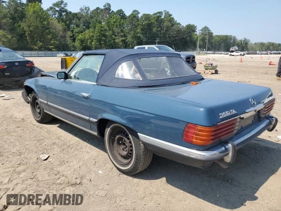 ✅ 1972 Mercedes-Benz SL • VIN: 10704412000844 • Lot: 67093284. Listed on Copart with 283,834 mi. Free auction sales archive from the USA and detailed vehicle history report at DreamBid. Image 2.
