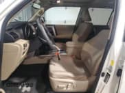 ✅ 2010 Toyota 4Runner Trail • VIN: JTEBU5JR4A5007637 • Lot: 80762145. Wystawiony na Copart z przebiegiem 256 237 mil. Bezpłatny archiwum sprzedaży aukcyjnych z USA i szczegółowy raport historii pojazdu na DreamBid. Zdjęcie 7.