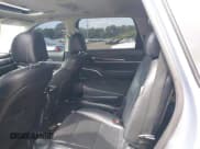 ✅ 2023 Kia Telluride S • VIN: 5XYP6DGC8PG329005 • Лот: 42944444. Опубликован ранее на IAAI с пробегом 262 196 миль. Бесплатный доступ к архиву аукционных продаж из США и подробный отчёт об истории автомобиля на DreamBid. Изображение 8.