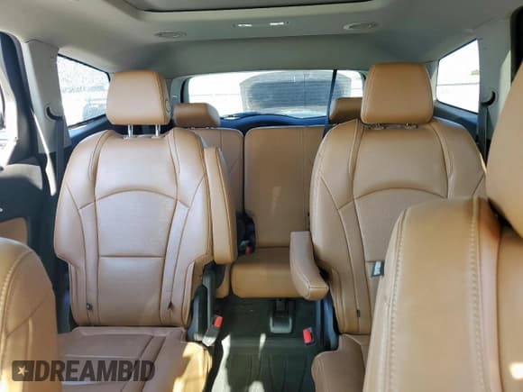 ✅ 2018 Buick Enclave Premium • VIN: 5GAERCKW9JJ284062 • Lot: 86628925. Listed on Copart with 90,898 mi. Free auction sales archive from the USA and detailed vehicle history report at DreamBid. Image 10.