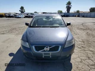 ✅ 2011 Volvo S40 • VIN: YV1672MS8B2548634 • Lot: 68084164. Listed on Copart with 74,395 mi. Free auction sales archive from the USA and detailed vehicle history report at DreamBid. Image 5.