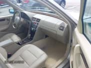 ✅ 1998 Mercedes-Benz C 230/260/280/320 • VIN: WDBHA23G1WA627408 • Lot: 42691561. Wystawiony na IAAI z przebiegiem 106 277 mil. Bezpłatny archiwum sprzedaży aukcyjnych z USA i szczegółowy raport historii pojazdu na DreamBid. Zdjęcie 5.