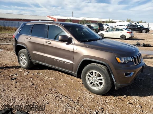 ✅ 2018 Jeep Grand Cherokee Laredo E • VIN: 1C4RJFAG8JC348972 • Лот: 87119535. Опубликован ранее на Copart с пробегом 85 394 миль. Бесплатный доступ к архиву аукционных продаж из США и подробный отчёт об истории автомобиля на DreamBid. Изображение 4.