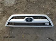 ✅ 2009 Toyota 4Runner Limited • VIN: JTEBT17R69K007025 • Lot: 43943555. Listed on Copart with 279,725 mi. Free auction sales archive from the USA and detailed vehicle history report at DreamBid. Image 13.