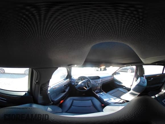 ✅ 2013 Mercedes-Benz E 350 Sport • VIN: WDDHF5KB8DA757022 • Lot: 43523418. Wystawiony na IAAI z przebiegiem 134 483 mil. Bezpłatny archiwum sprzedaży aukcyjnych z USA i szczegółowy raport historii pojazdu na DreamBid. Zdjęcie 18.