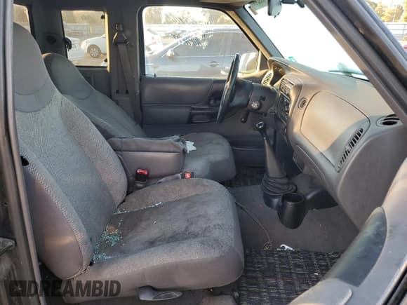 ✅ 2000 Ford Ranger XL • VIN: 1FTYR14C1YPC15070 • Lot: 75469244. Listed on Copart with 196,743 mi. Free auction sales archive from the USA and detailed vehicle history report at DreamBid. Image 10.