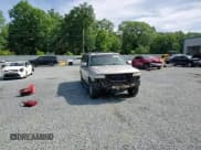 ✅ 2004 Chevrolet Suburban LT • VIN: 1GNEC16Z34J242670 • Лот: 60987725. Опубликован ранее на Copart с пробегом 277 961 миль. Бесплатный доступ к архиву аукционных продаж из США и подробный отчёт об истории автомобиля на DreamBid. Изображение 15.