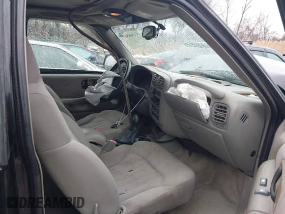 2004 Chevrolet Blazer LS with VIN 1GNCT18X84K107391, listed as a IAAI auction lot 41366867 with 188,821 mi miles and . Bid and sale history available at DreamBid. Image 5.