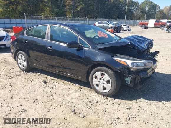 ✅ 2018 Kia Forte LX • VIN: 3KPFL4A79JE193990 • Лот: 43526604. Опубликован ранее на IAAI с пробегом 146 572 миль. Бесплатный доступ к архиву аукционных продаж из США и подробный отчёт об истории автомобиля на DreamBid. Изображение 1.