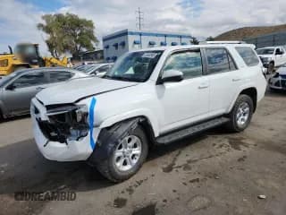 ✅ 2021 Toyota 4Runner SR5 • VIN: JTEMU5JRXM5953058 • Lot: 85590985. Listed on Copart with 86,402 mi. Free auction sales archive from the USA and detailed vehicle history report at DreamBid. Image 1.
