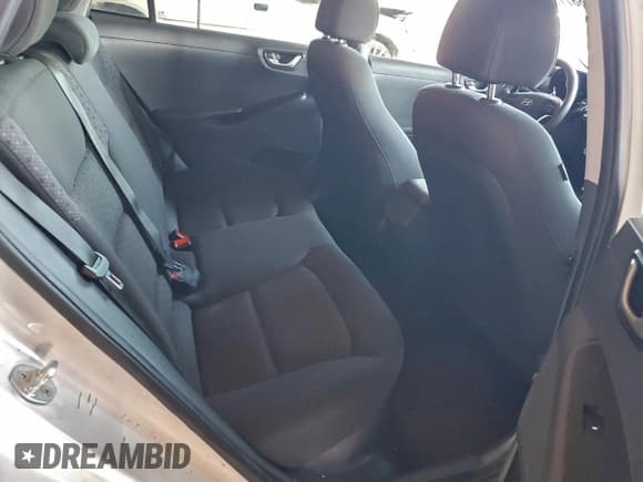 ✅ 2017 Hyundai Ioniq Blue • VIN: KMHC65LC6HU046317 • Lot: 93887755. Listed on Copart with 157,932 mi. Free auction sales archive from the USA and detailed vehicle history report at DreamBid. Image 10.