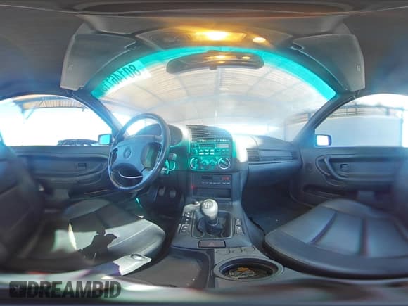 ✅ 1995 BMW 3 Series 318i • VIN: WBABK5327SEC85007 • Лот: 80146115. Опубликован ранее на Copart с пробегом 180 000 миль. Бесплатный доступ к архиву аукционных продаж из США и подробный отчёт об истории автомобиля на DreamBid. Изображение 14.