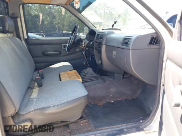 ✅ 1995 Nissan Frontier XE • VIN: 1N6SD11Y5SC368289 • Лот: 42887872. Опубликован ранее на IAAI с пробегом 135 855 миль. Бесплатный доступ к архиву аукционных продаж из США и подробный отчёт об истории автомобиля на DreamBid. Изображение 5.