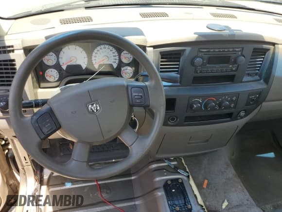 ✅ 2006 Dodge 1500 ST • VIN: 1D7HA16KX6J216283 • Лот: 58496534. Опубликован ранее на Copart с пробегом 157 808 миль. Бесплатный доступ к архиву аукционных продаж из США и подробный отчёт об истории автомобиля на DreamBid. Изображение 8.