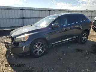 ✅ 2014 Volvo XC60 R-Design Premier Plus • VIN: YV4902DZ1E2539344 • Lot: 70482535. Listed on Copart with 85,403 mi. Free auction sales archive from the USA and detailed vehicle history report at DreamBid. Image 1.