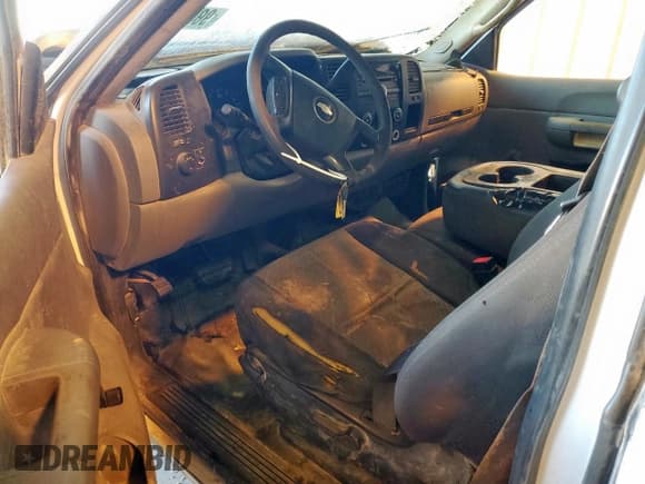 ✅ 2008 Chevrolet Silverado 1500 1LT • VIN: 2GCEC19J081131945 • Lot: 90699475. Listed on Copart with Not provided. Free auction sales archive from the USA and detailed vehicle history report at DreamBid. Image 8.